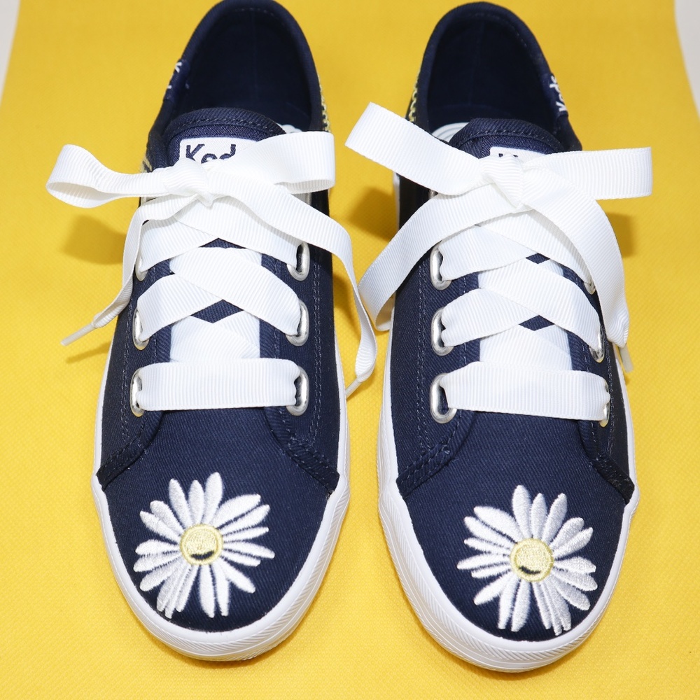 KEDS Big Kid's Kickstart Sneaker NIB - Picture 8 of 12
